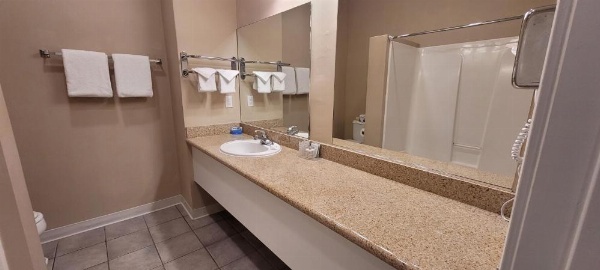 Butterfly Grove Inn image 33